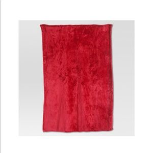 Red Throwblanket